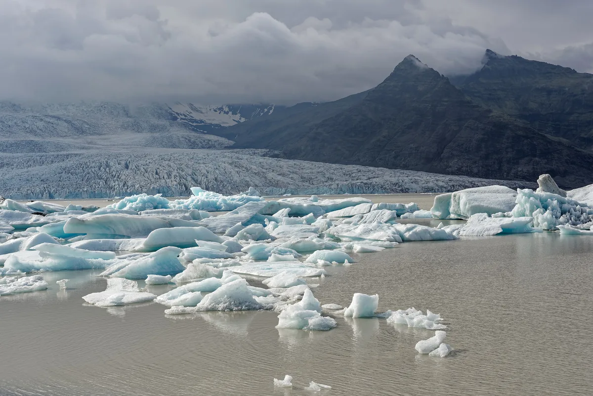 Fjallsárlón glacier lagoon